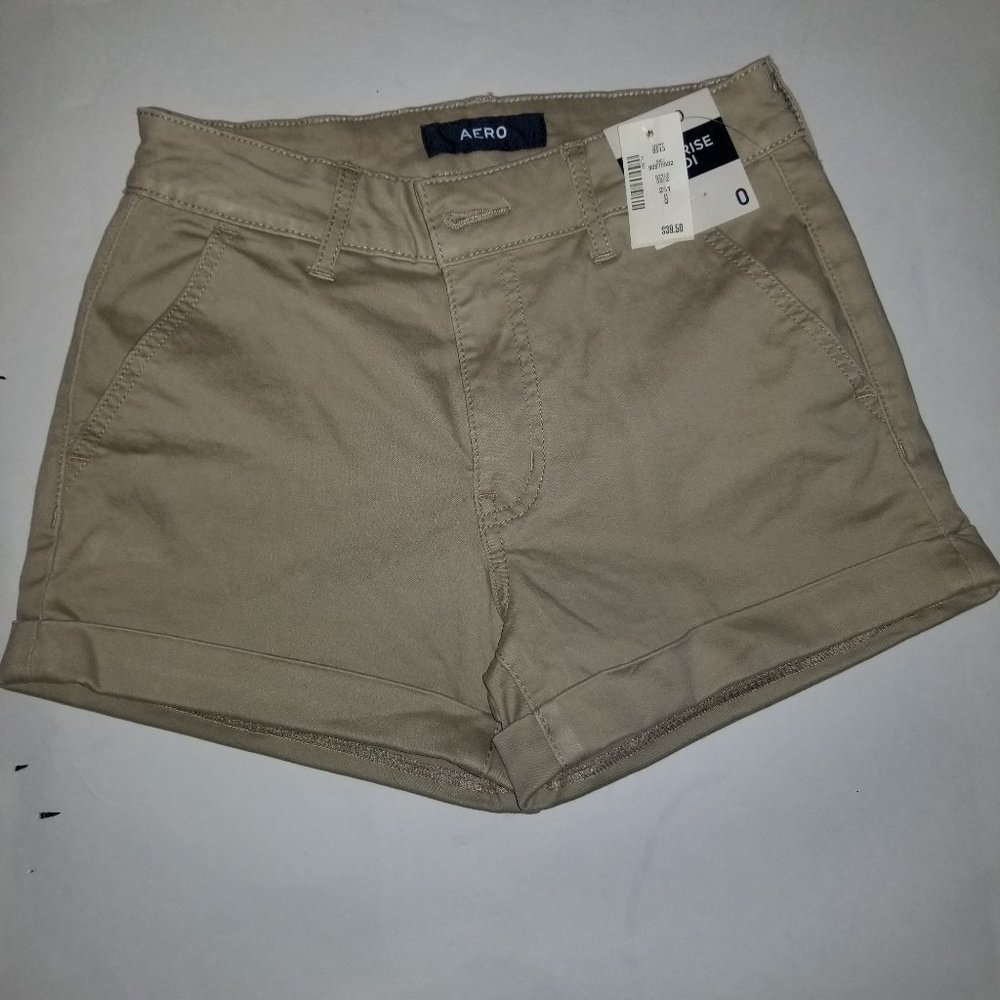 Sz 0, Aero/American Eagle short